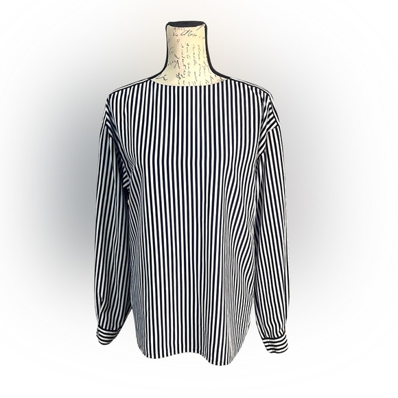 Louis Feraud Blouse - Picture 3 of 5